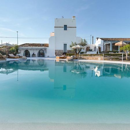 Masseria Samenti Torre Suda Esterno foto