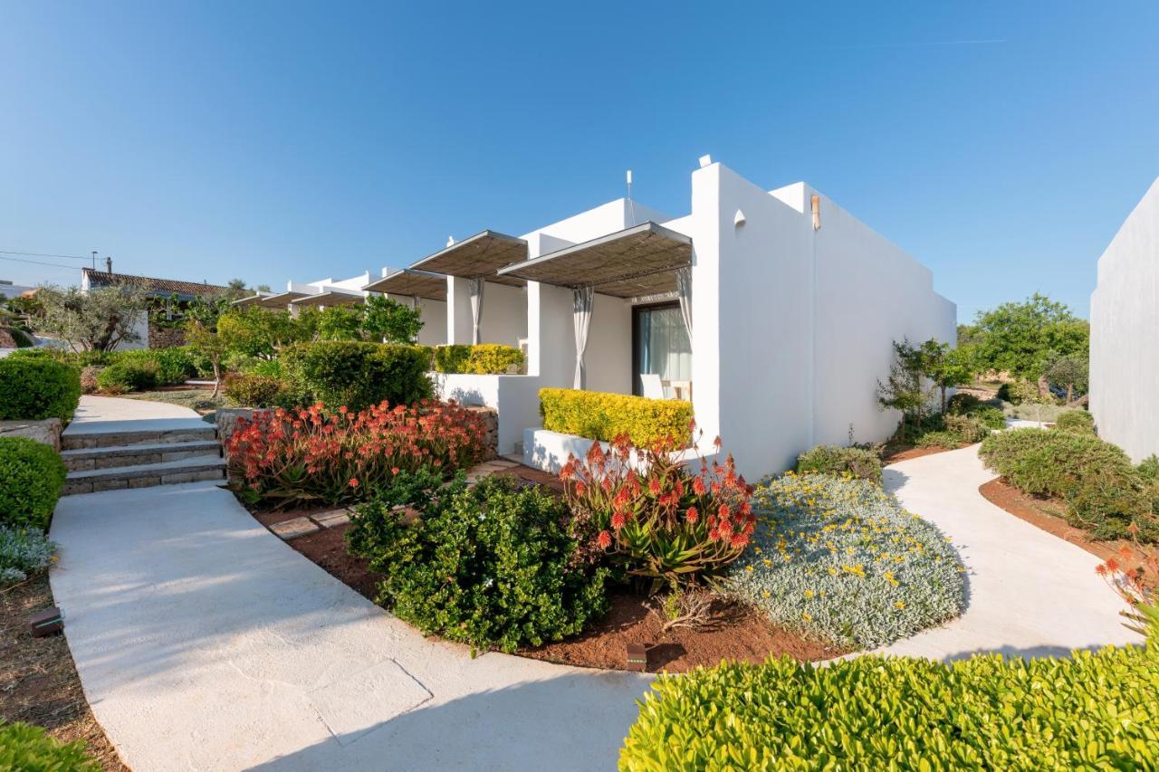 Masseria Samenti Torre Suda Esterno foto
