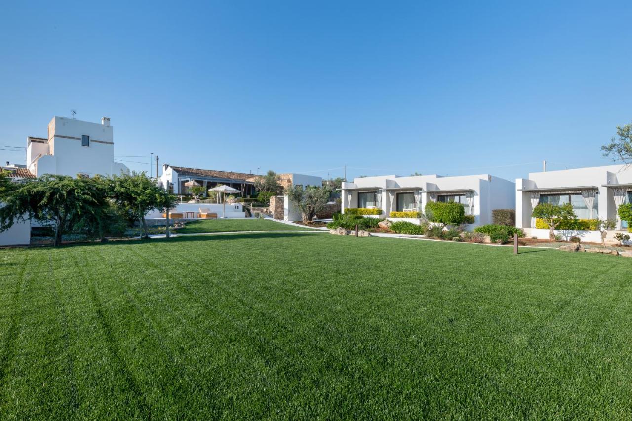 Masseria Samenti Torre Suda Esterno foto