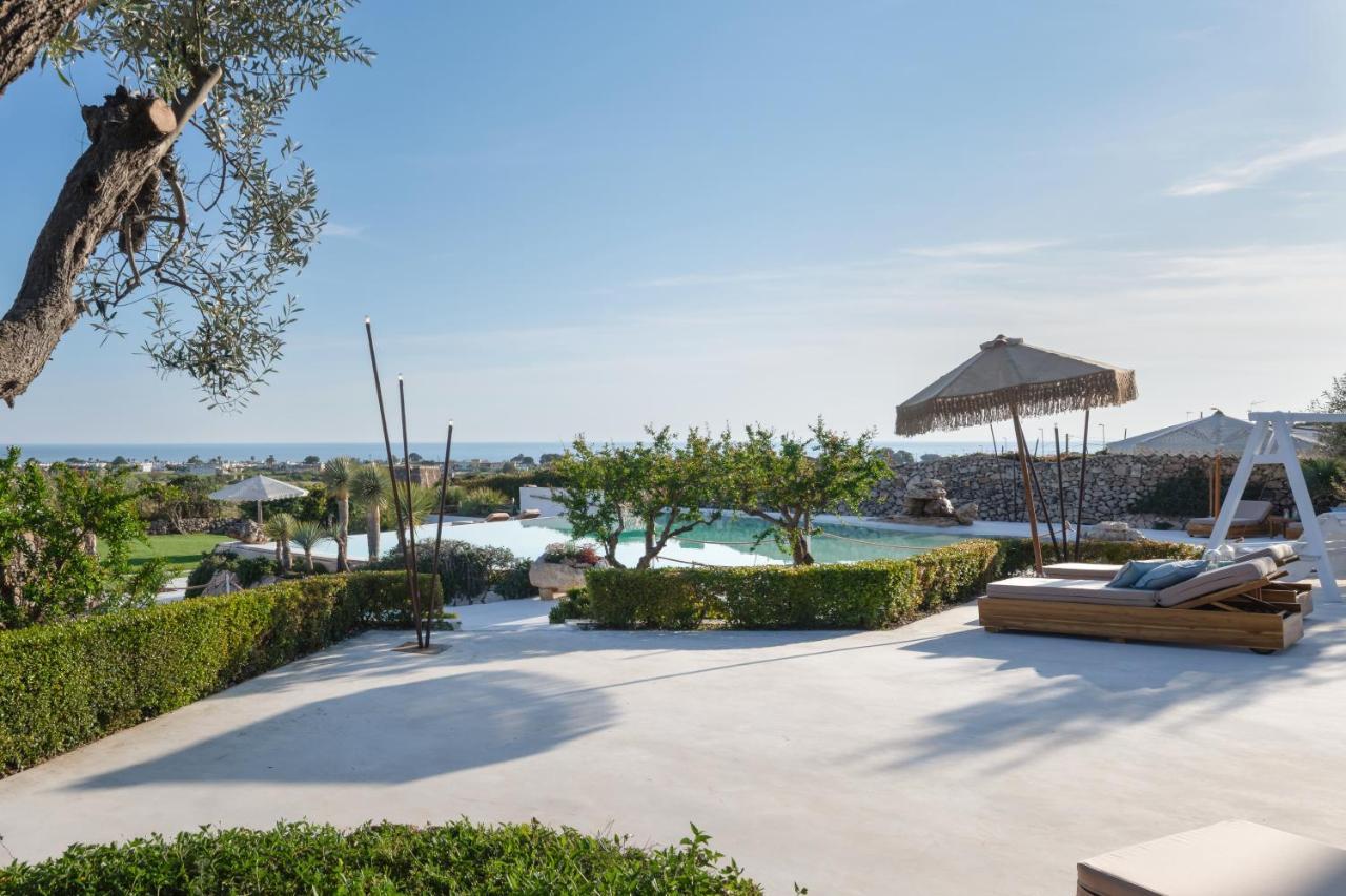 Masseria Samenti Torre Suda Esterno foto