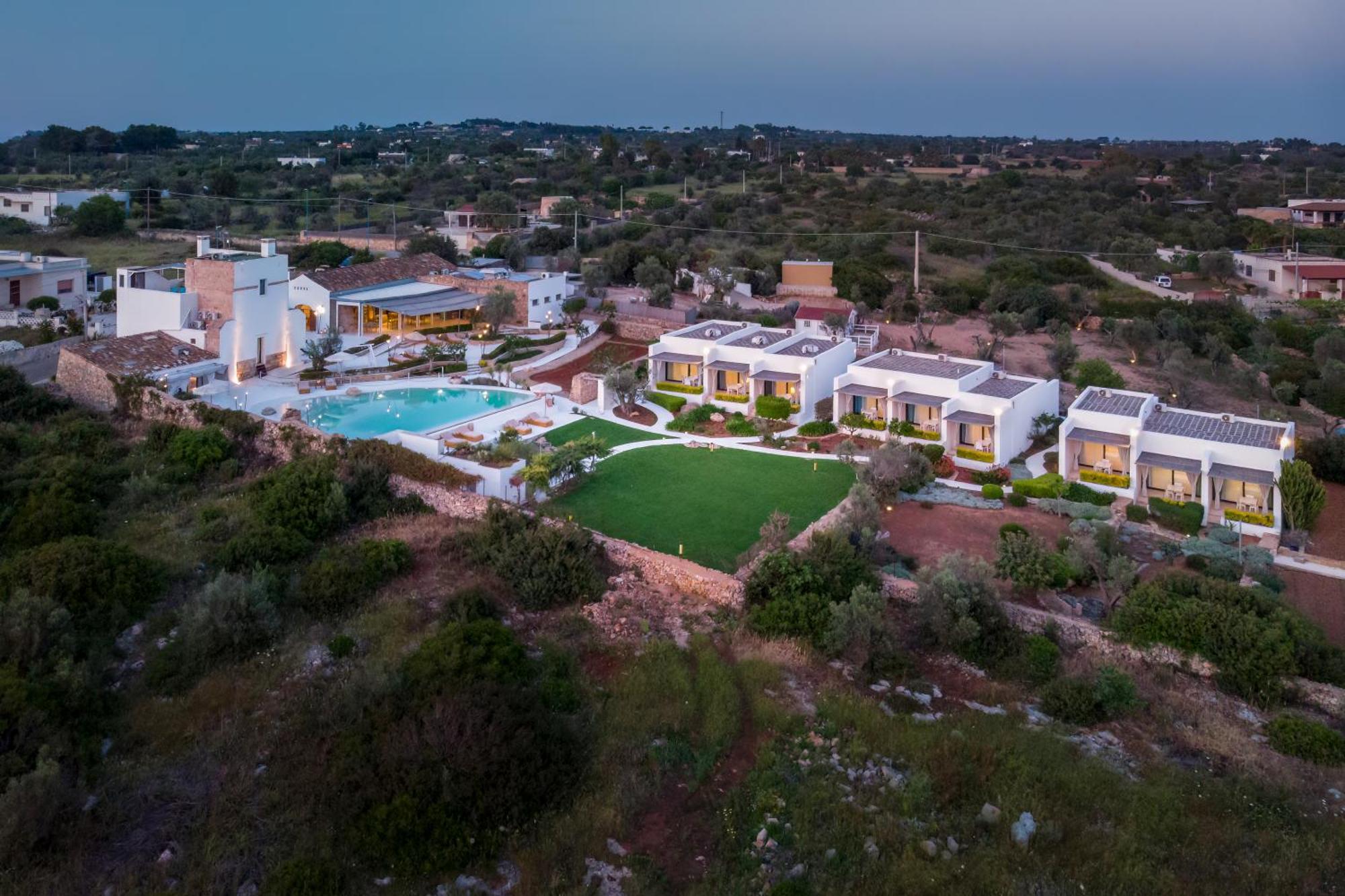 Masseria Samenti Torre Suda Esterno foto